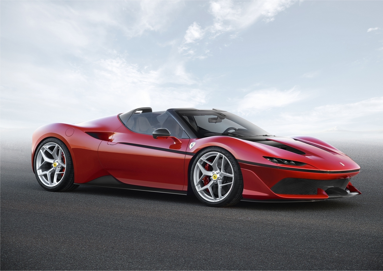 Svelata la Ferrari J50