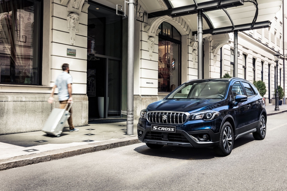 Porte aperte di Suzuki S-Cross