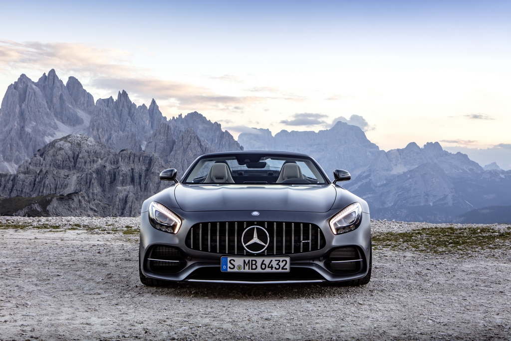 Mercedes AMG GT C Roadster: performance a cielo aperto