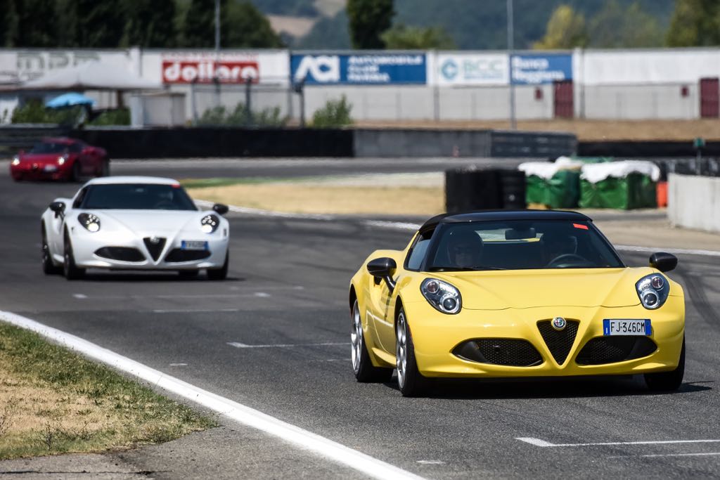 Raduno Alfa Romeo 4C