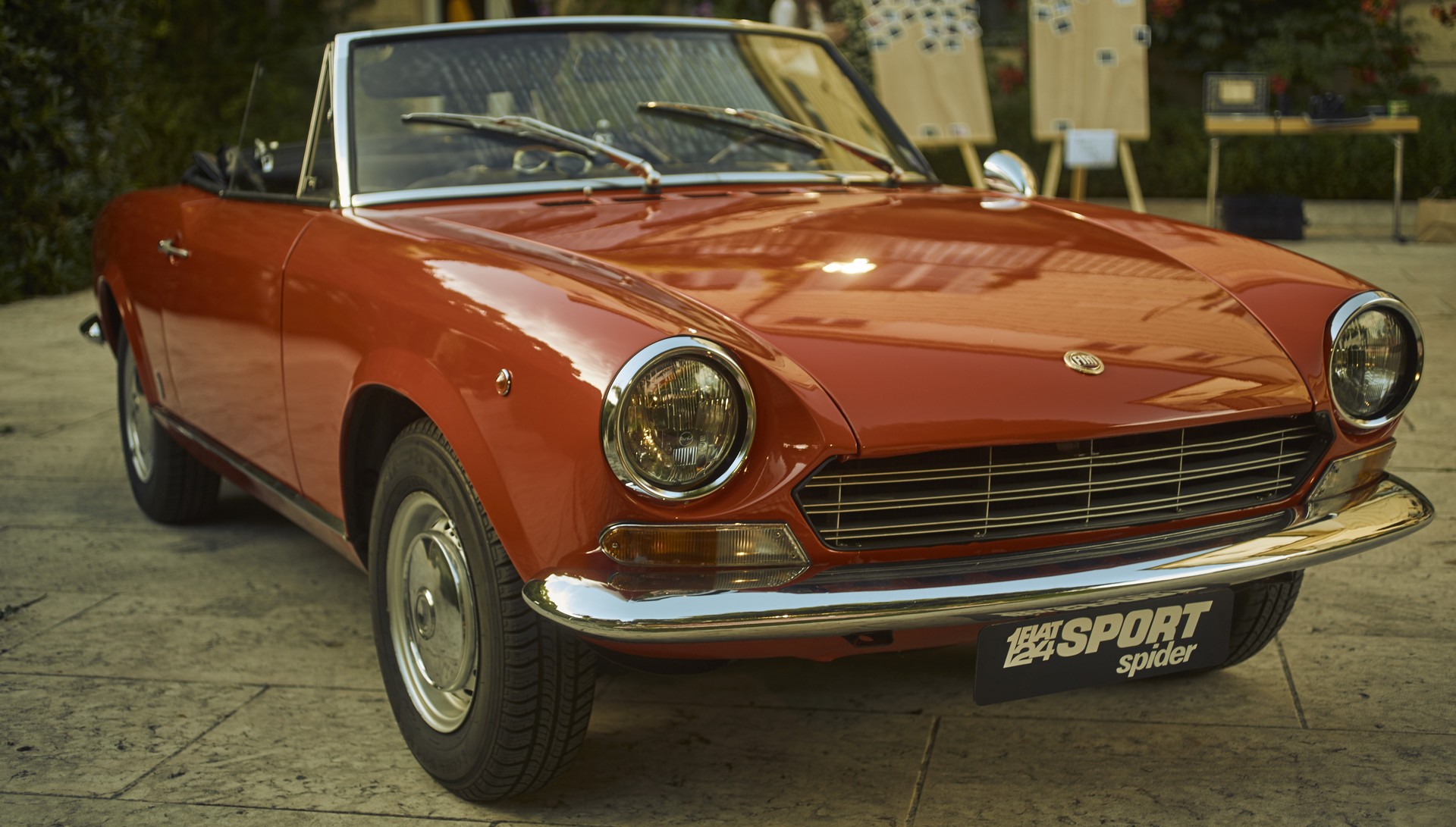 Fiat 124 Spider