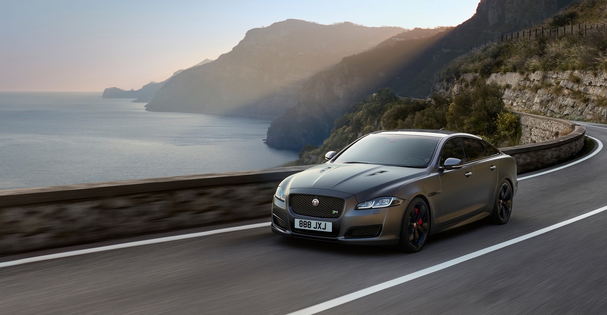 nuova Jaguar XJR575