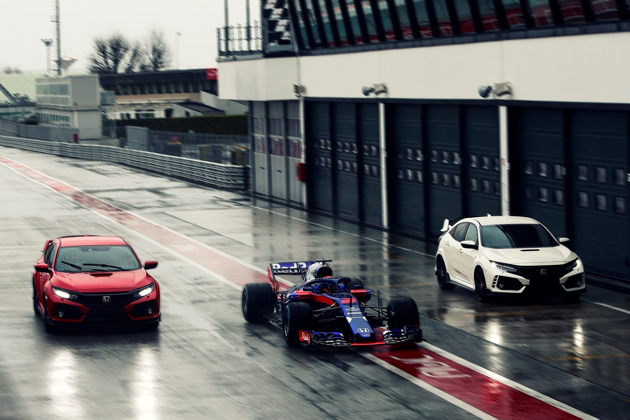 I piloti Toro Rosso scelgono Honda Civic Type R