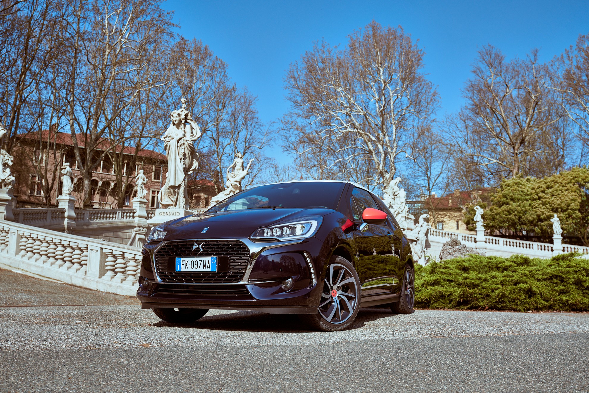 DS 3 Ines de la Fressange