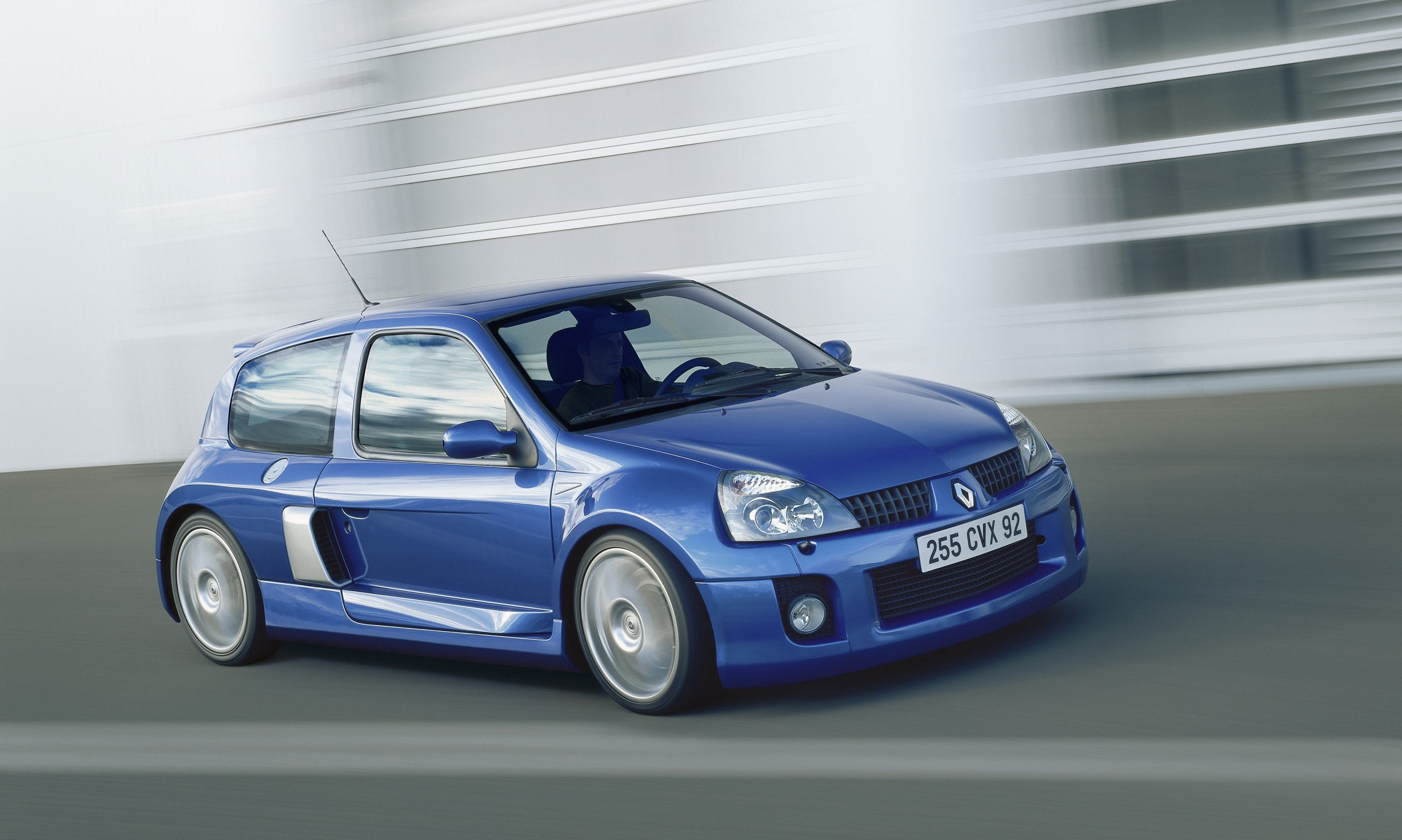 Renault Clio V6