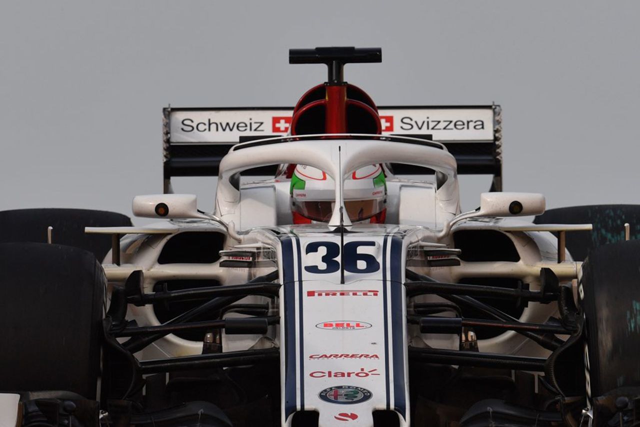 Antonio Giovinazzi Alfa Romeo Test