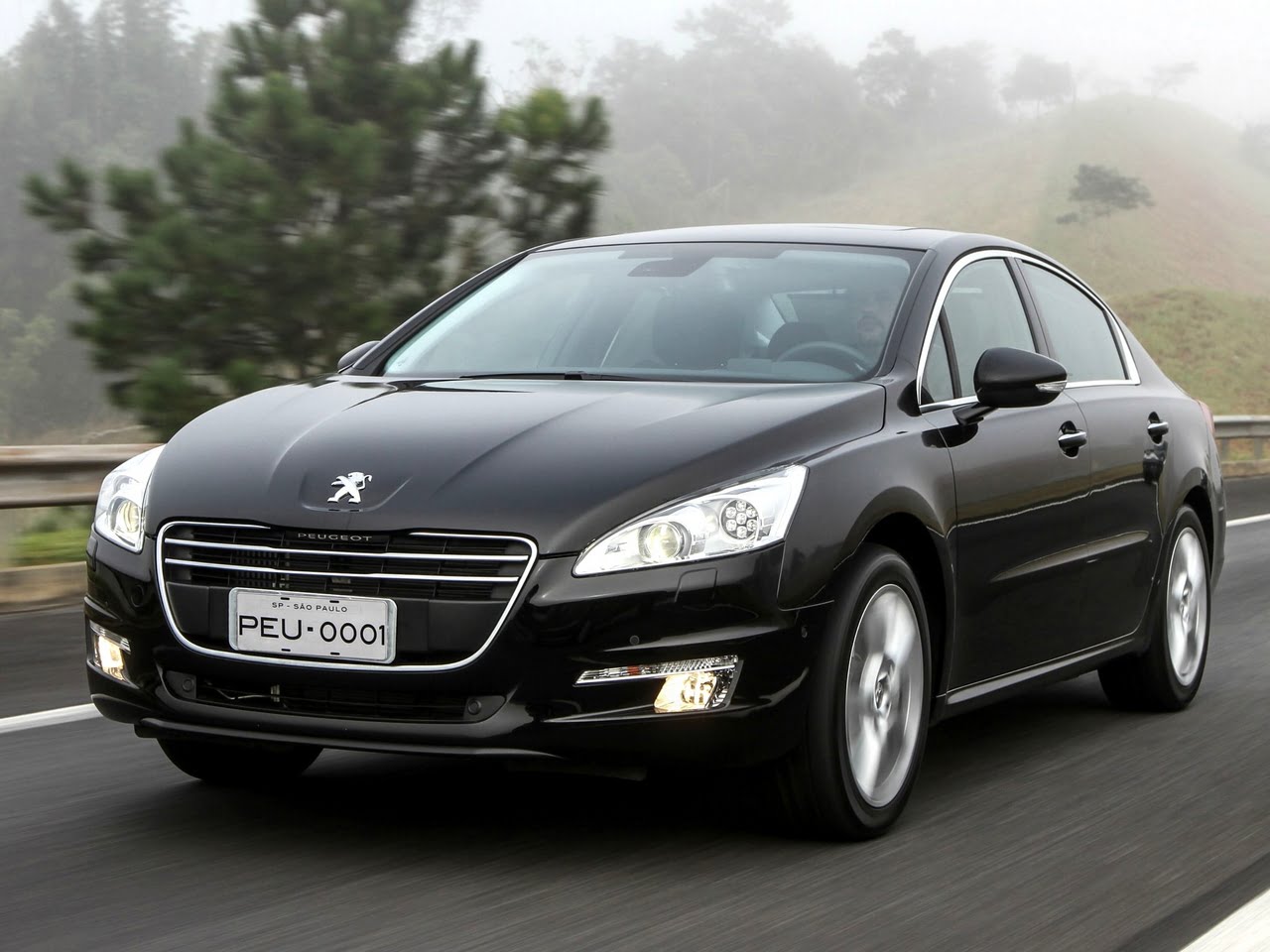 Peugeot 508 1° serie: il ritorno del 5, il debutto dell’ibrido su una berlina del Leone