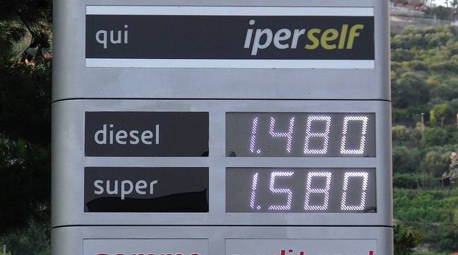 prezzi benzina