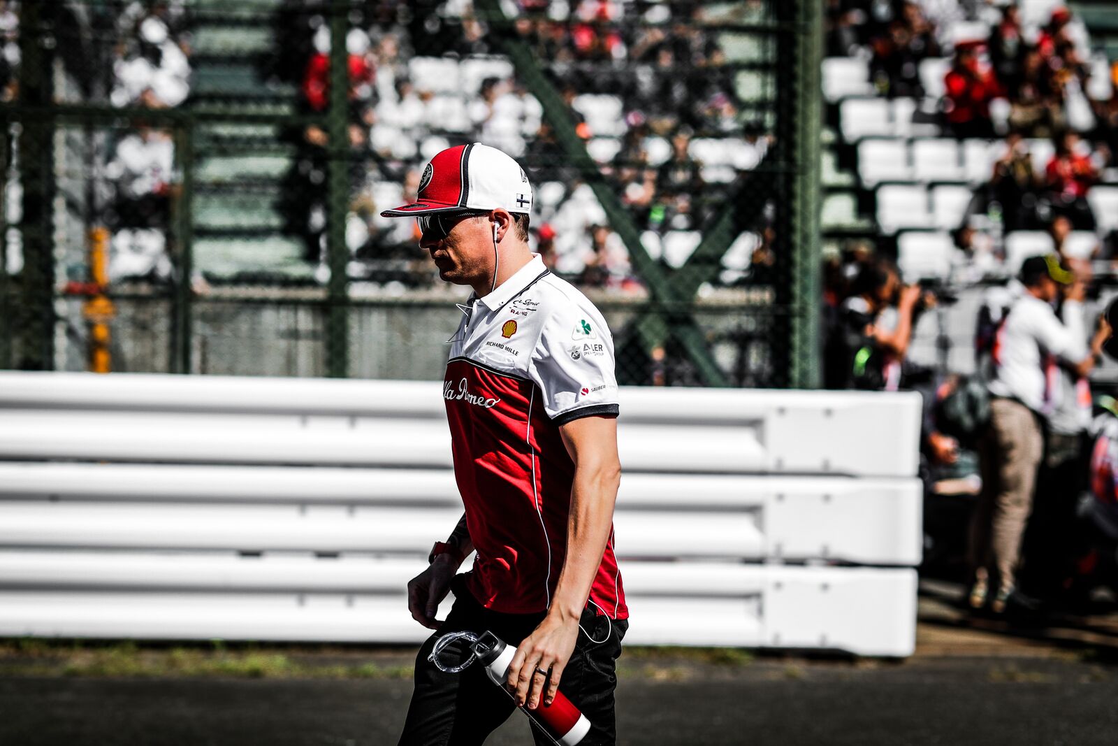 Kimi Raikkonen la tocca piano: “una F1 verde? Meglio tutti a casa”