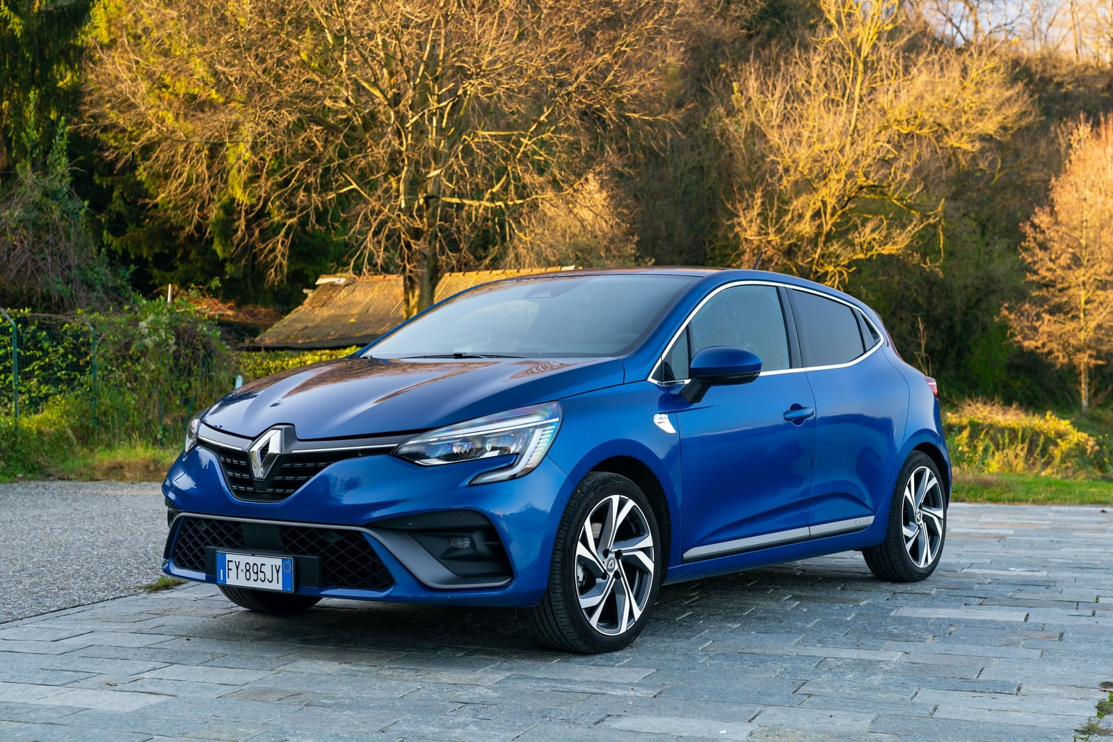 nuova renault clio 2019 guida autonoma