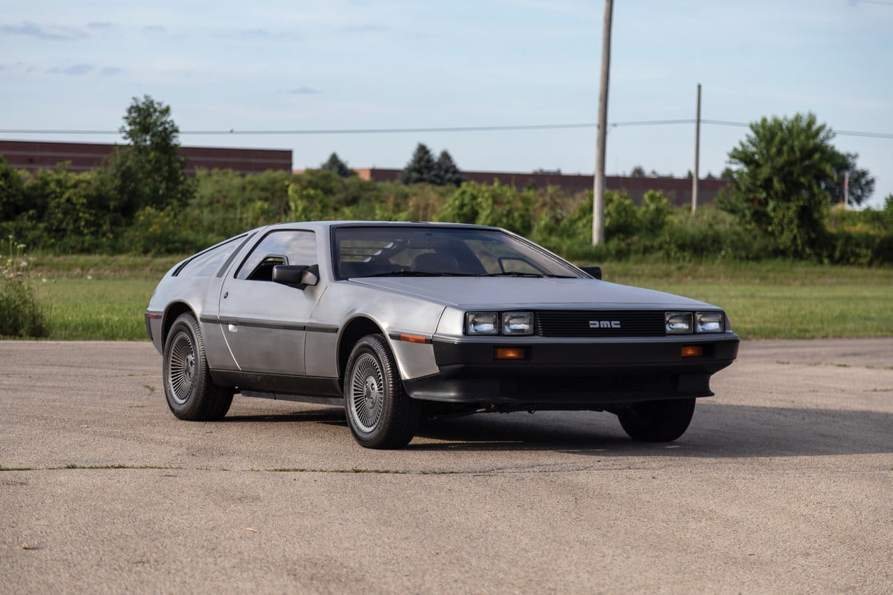 DeLorean DMC