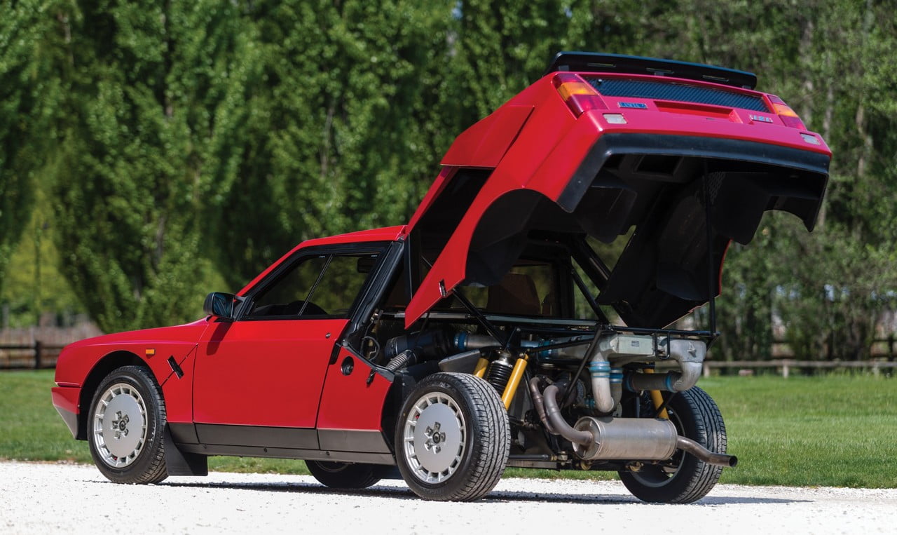 Lancia Delta S4 Stradale