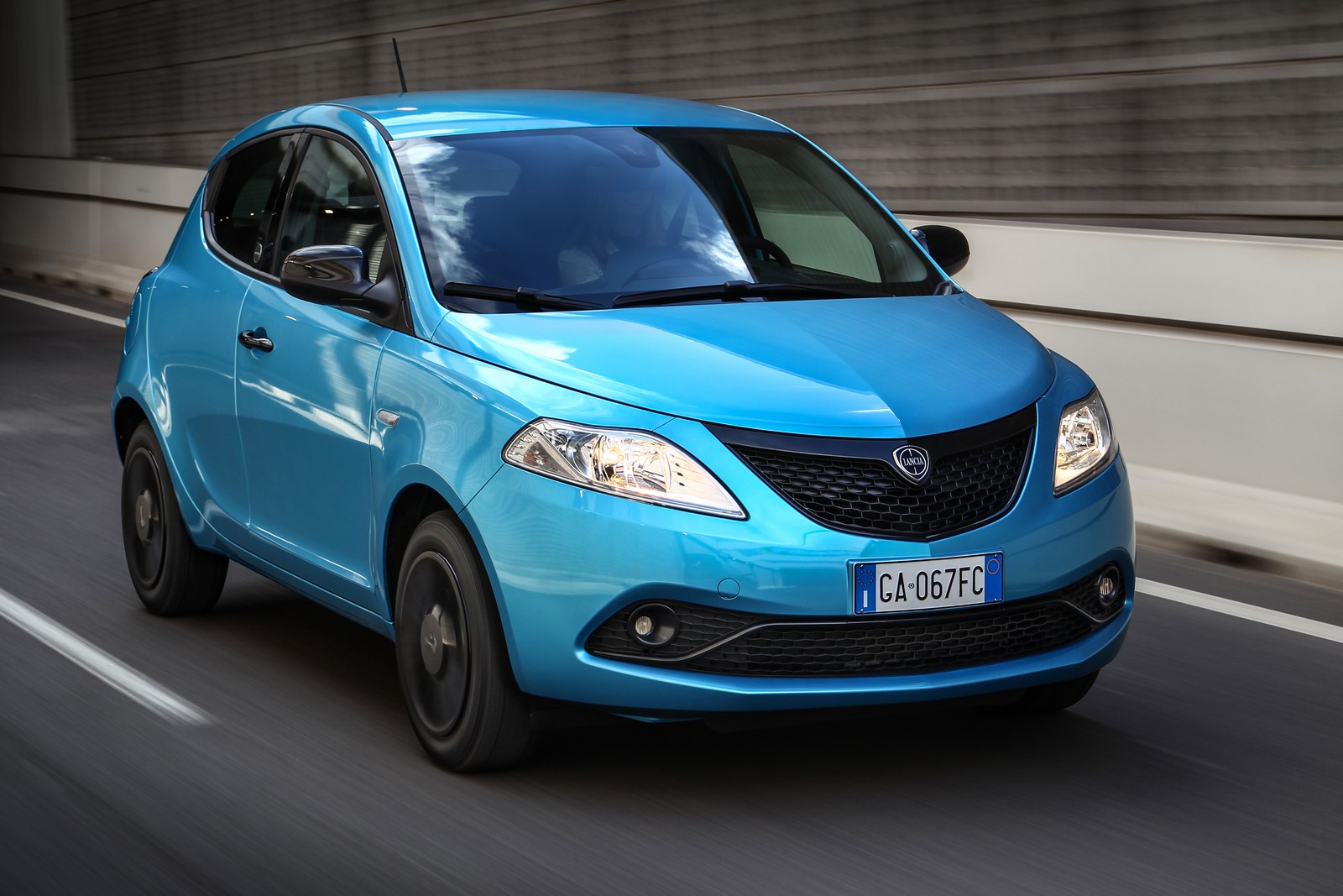 Lancia Ypsilon Hybrid