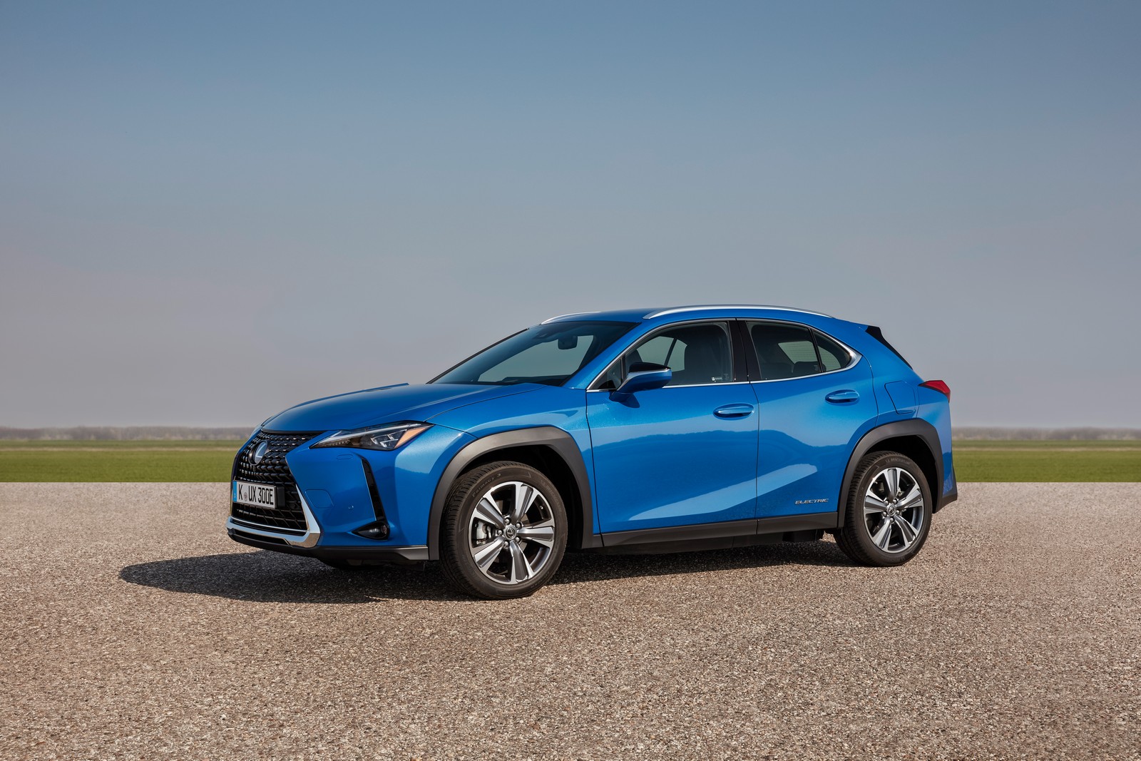 lexus ux 300e