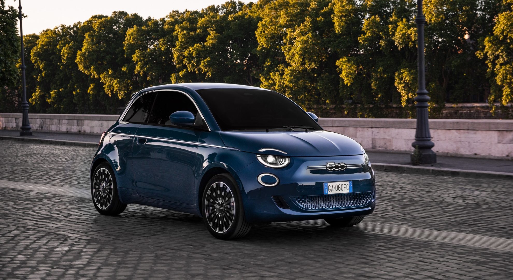 fiat-500-elettrica-la-prima_01