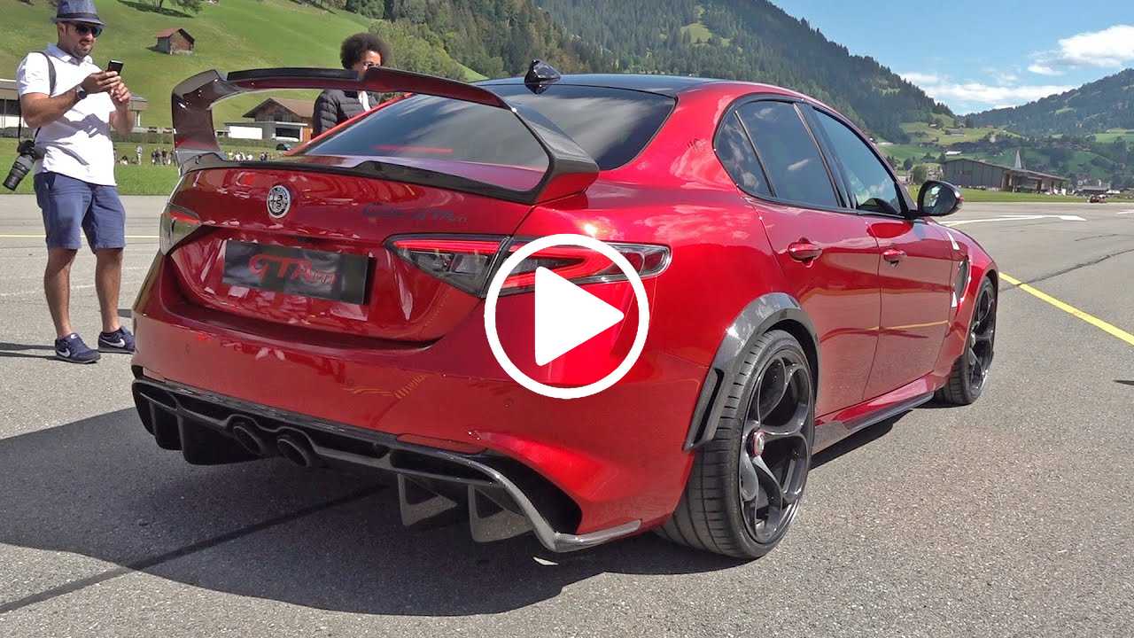 Giulia GTAm video accelerazione