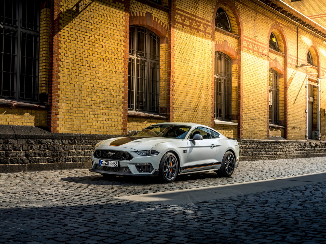 ford mustang mach 1