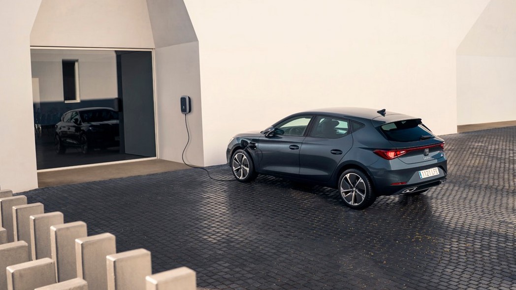 seat leon ibrida plug-in