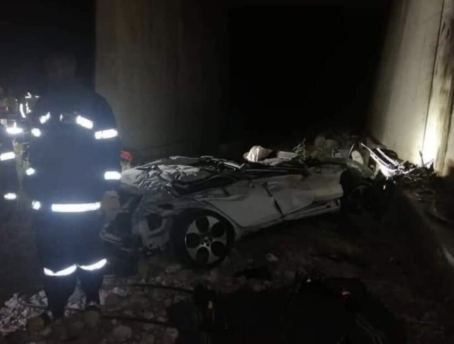 Le foto shock dell’incidente mortale di una Golf GTI