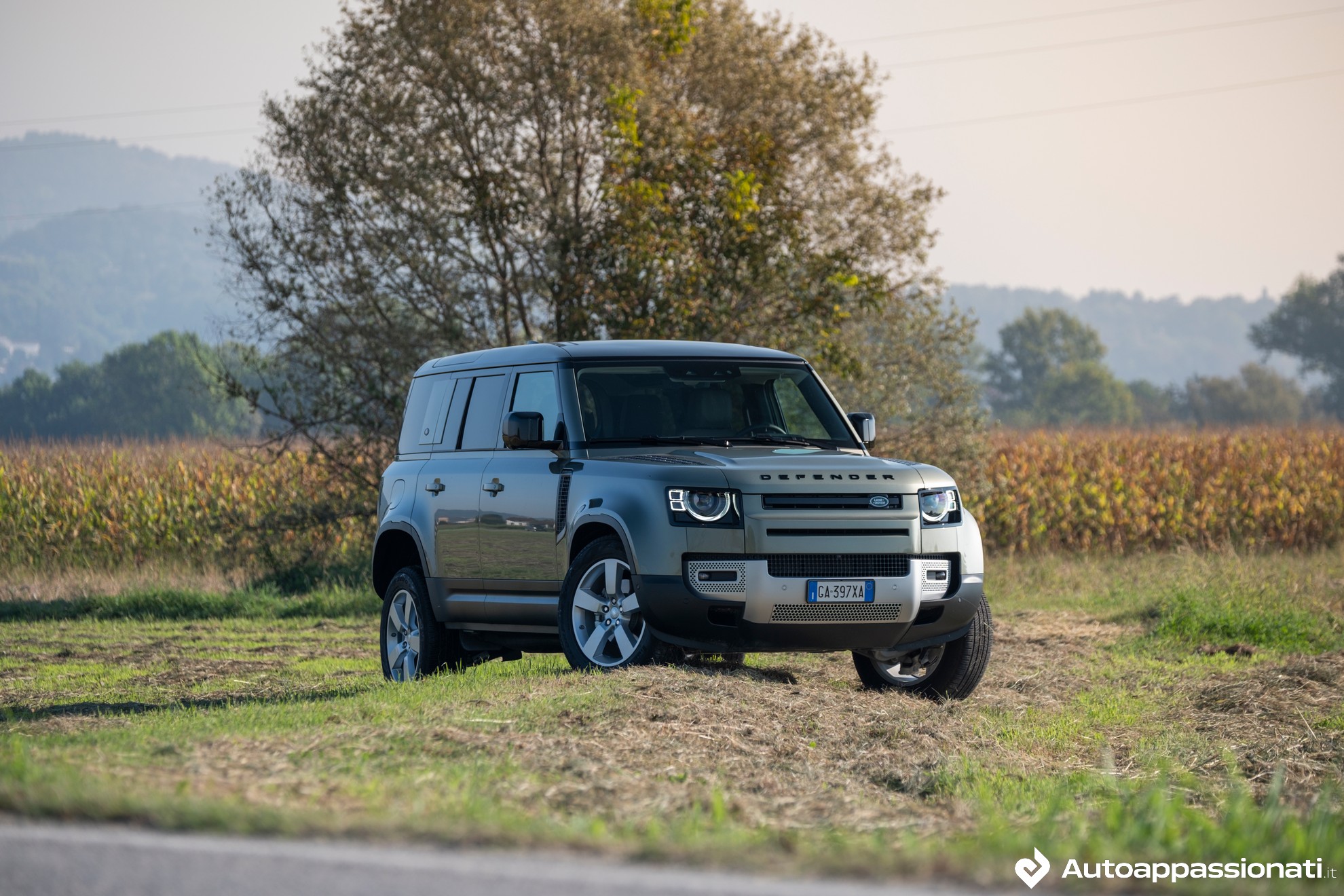 Land Rover Defender 110 | Prova su strada, interni, motore e prezzo