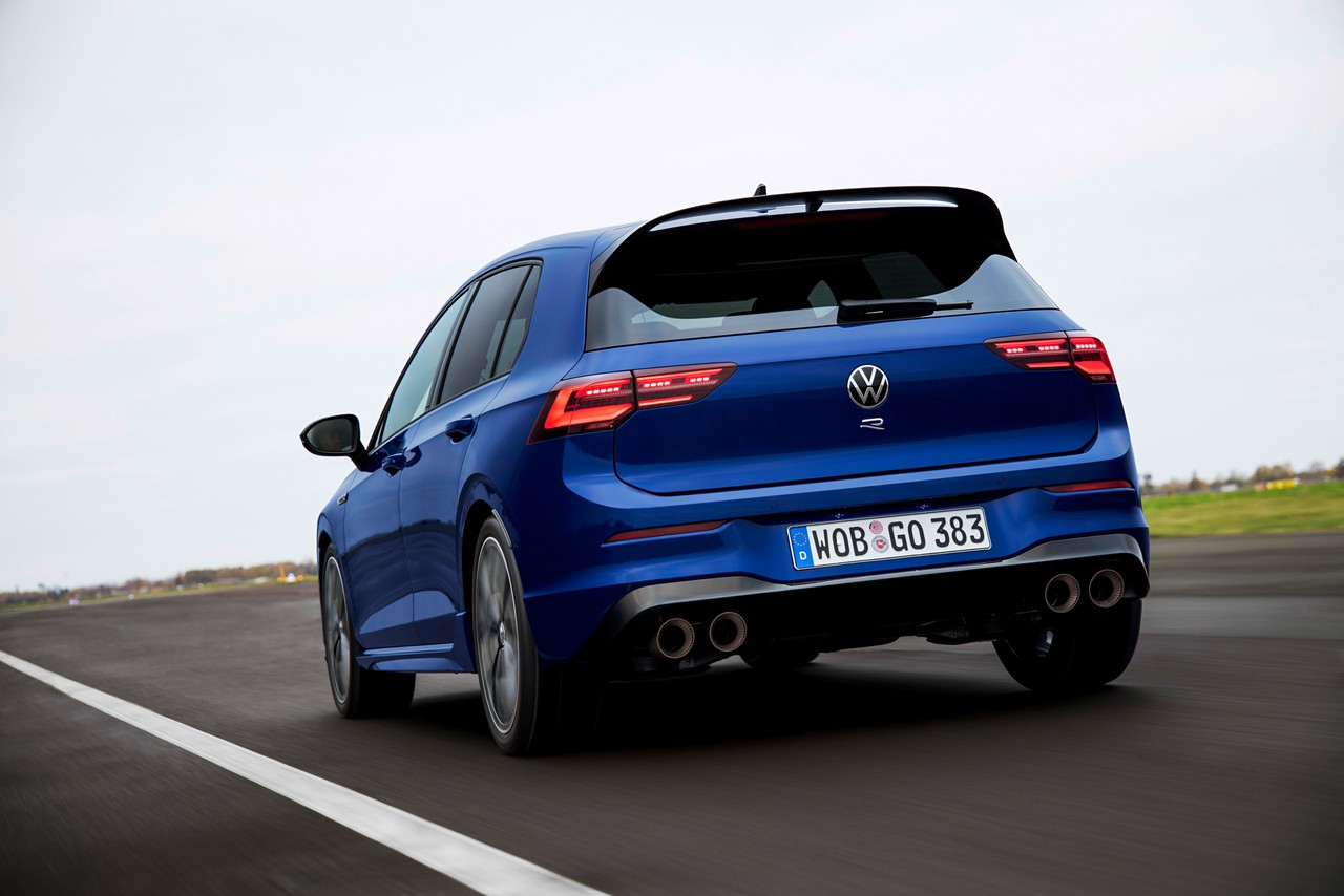 prezzo volkswagen golf r 2021