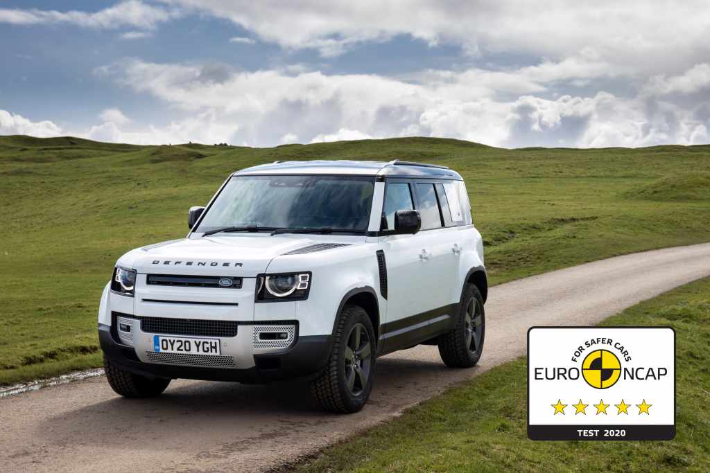 Land Rover Defender crash test