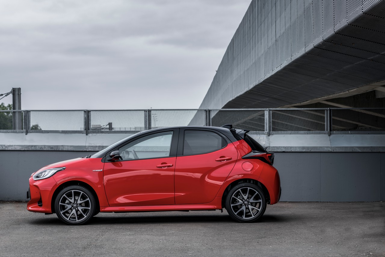 Promozione Toyota Yaris giugno 2021: Yaris Hybrid da 165 euro al mese