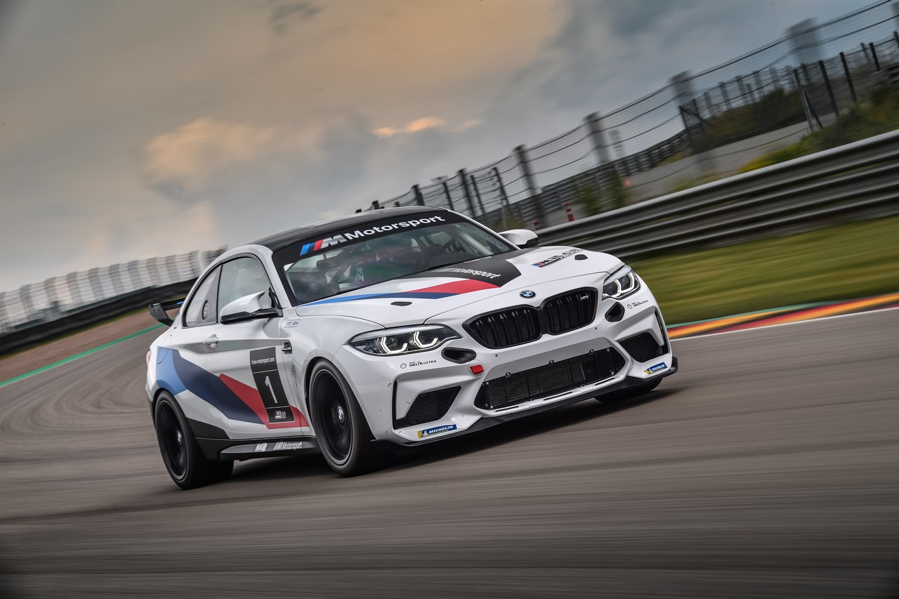 bmw m2 cs racing