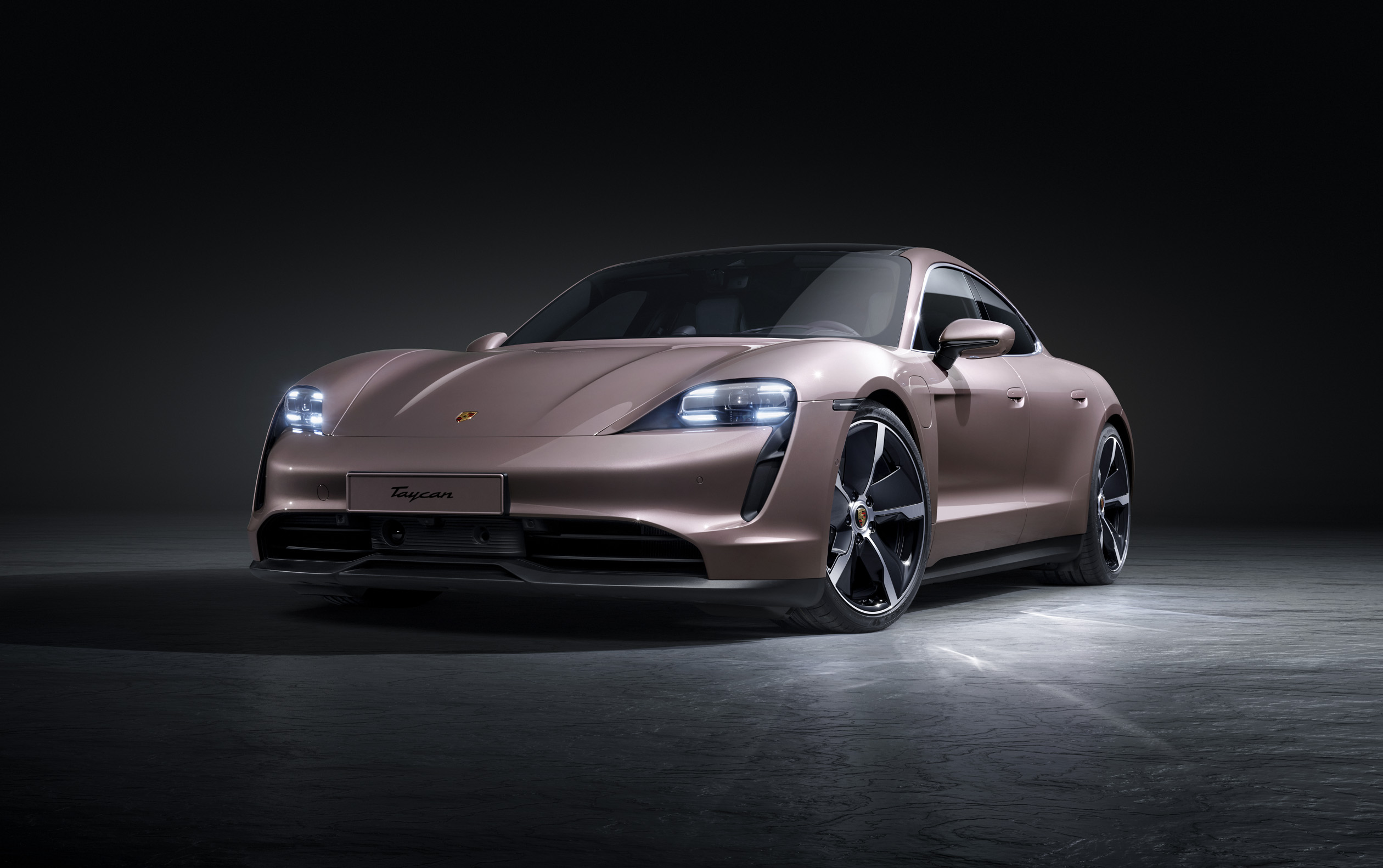 Porsche Taycan 2021