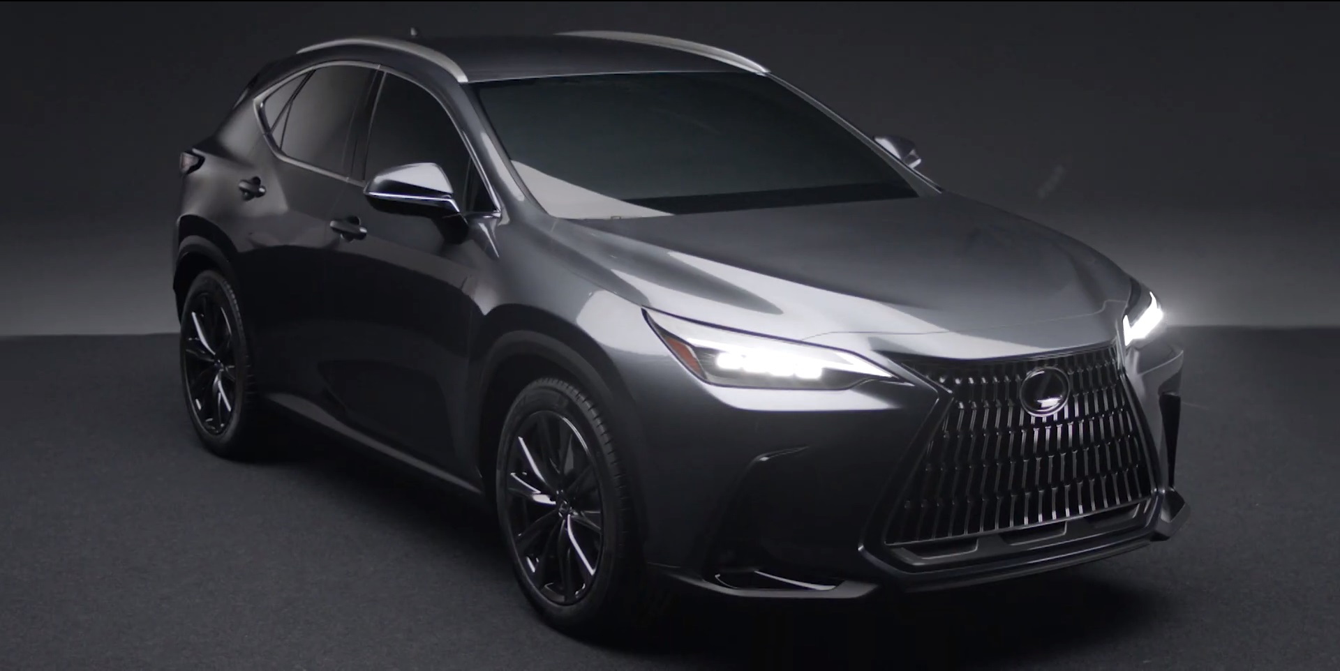 Lexus NX 2022