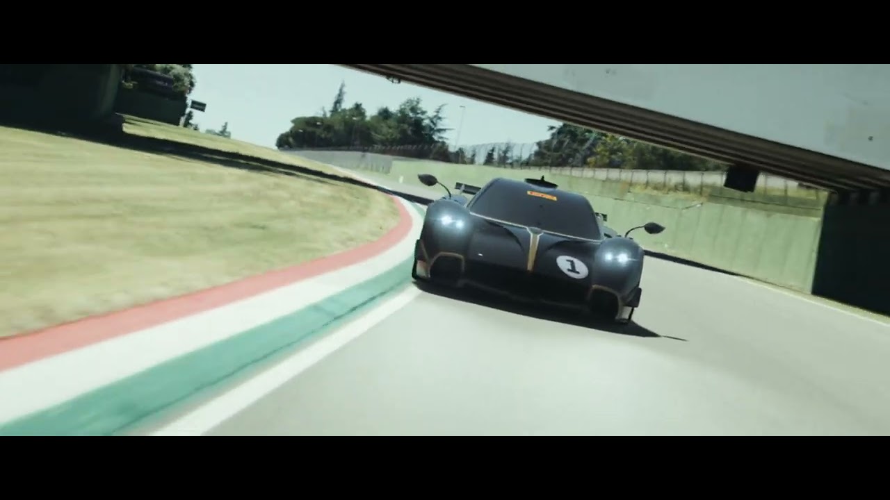 La nuova Pagani Huayra R per la prima volta in azione: eccola a Imola [VIDEO]