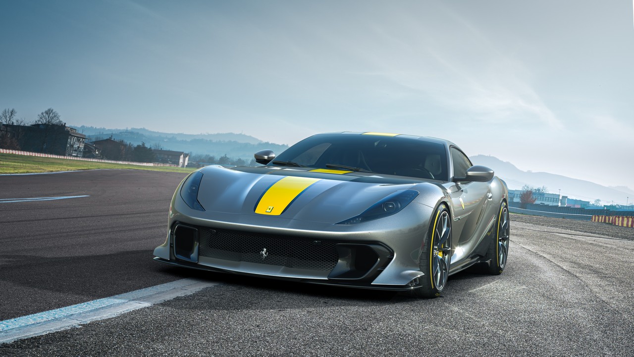 ferrari V12 Speciale