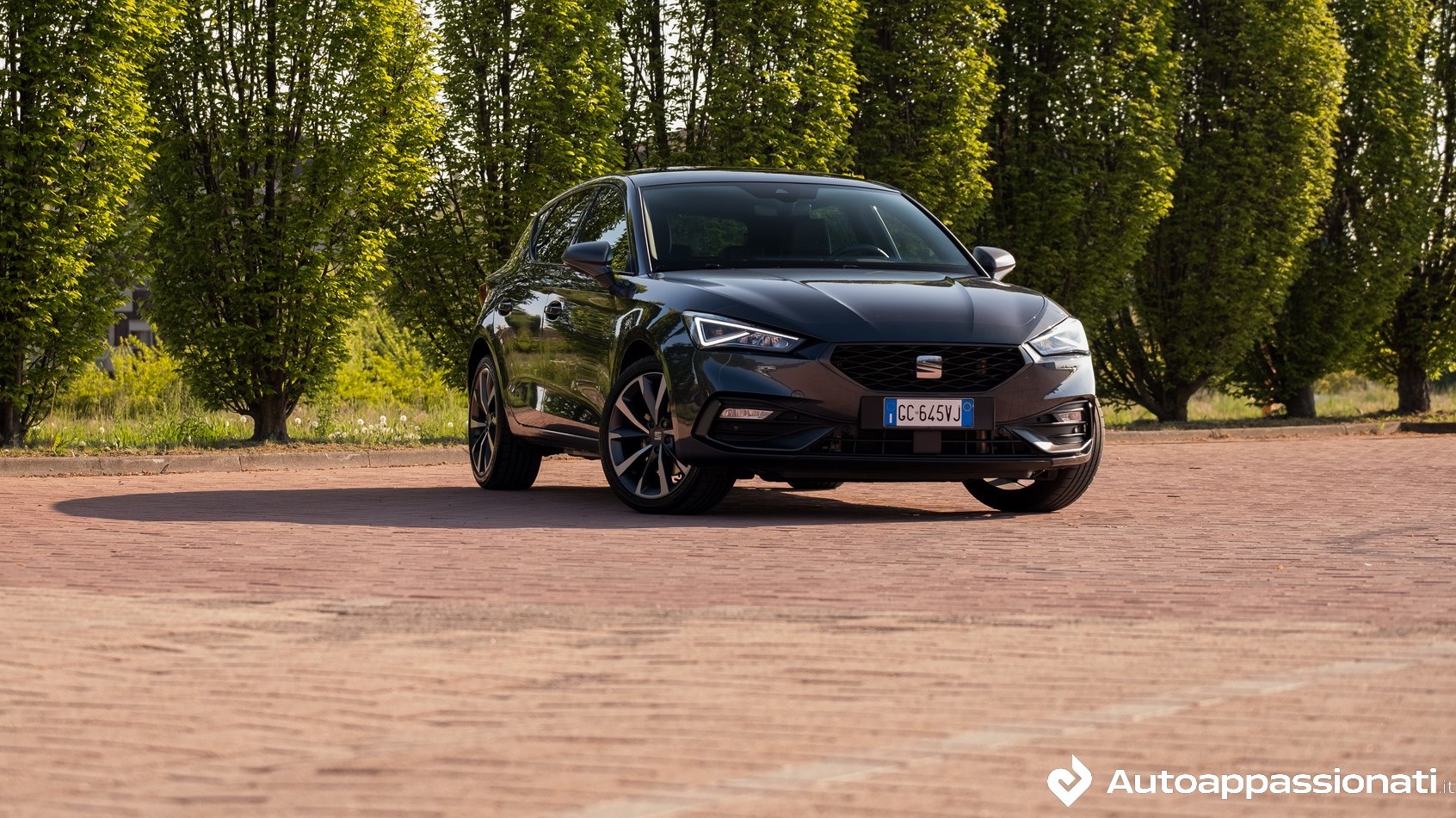 seat leon ibrida plug-in