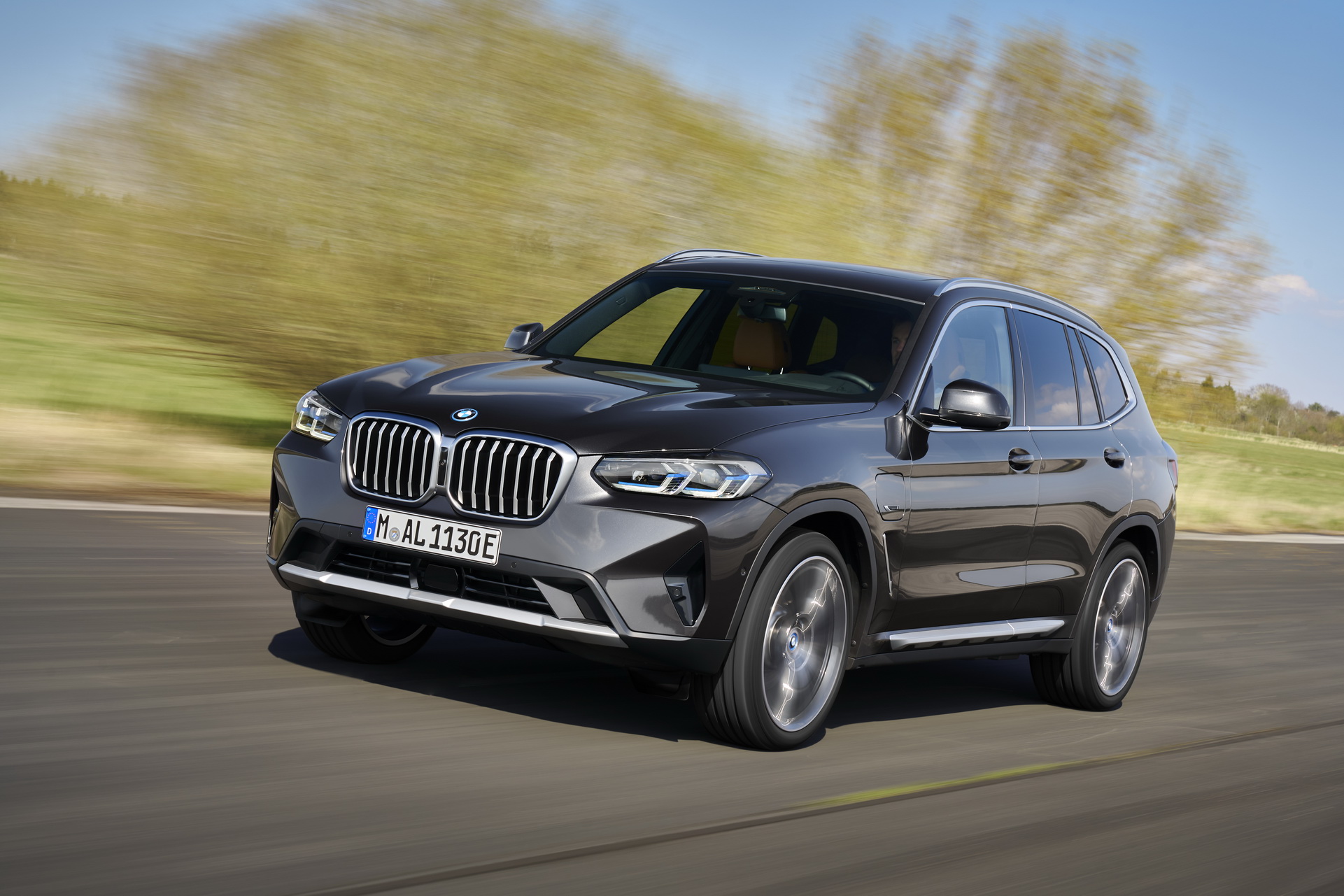 BMW presenta il restyling di X3 e X4, evolute nel design e nella tecnica