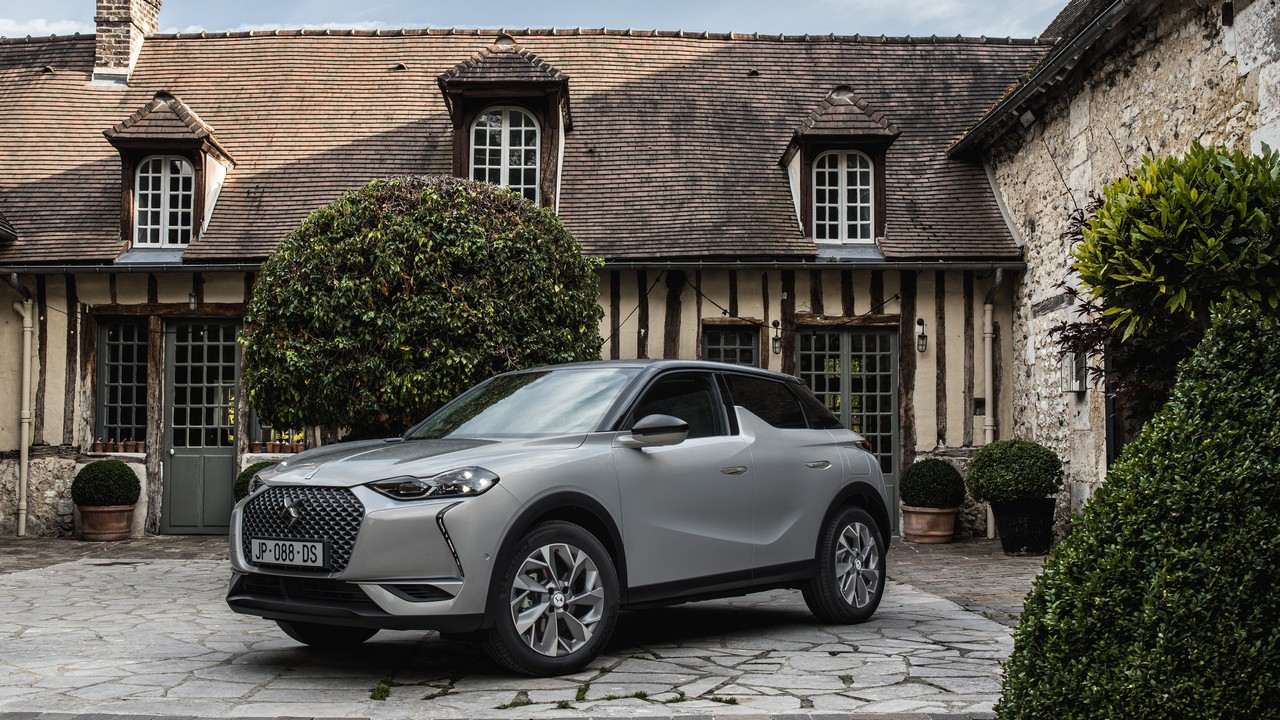 DS 3 Crossback E-Tense paladina del futuro sempre più elettrico del brand francese