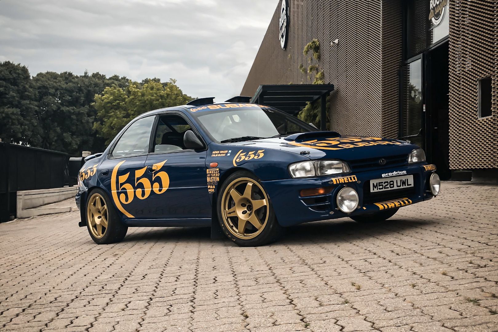 subaru impreza 555