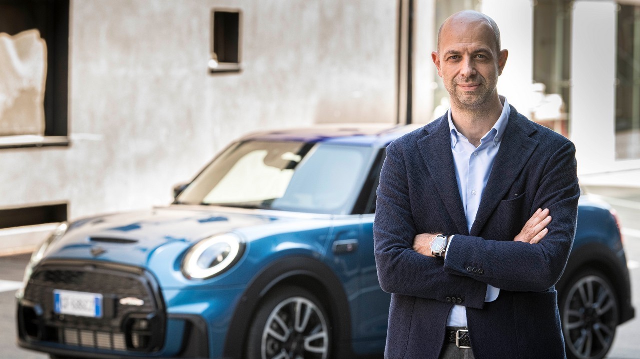 Intervista a Stefano Ronzoni, Direttore Mini Italia: “la transizione elettrica e la passione ai Mini Big Love Days”