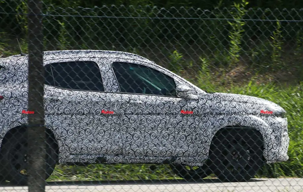 Fiat-Pulse-Abarth-prototipo-foto-spia-5