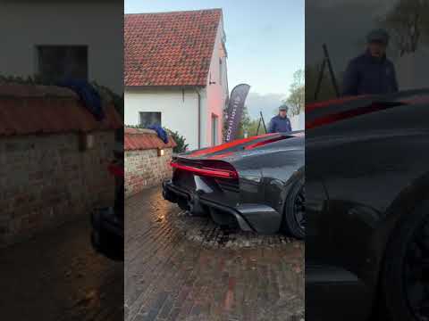 L’accensione a freddo della Bugatti Chiron Super Sport è uno spettacolo [VIDEO]