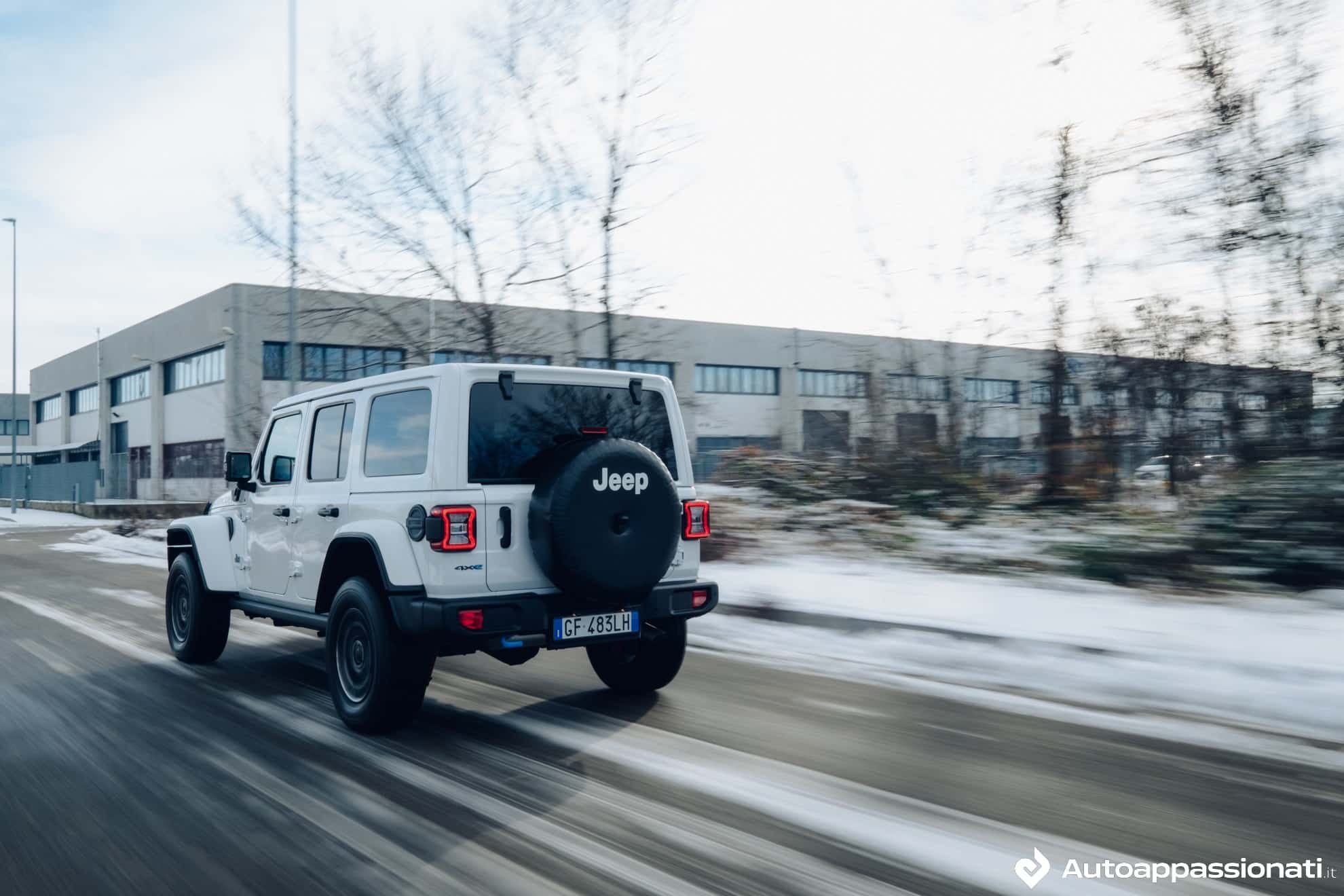 Jeep Wrangler 4xe è il fuoristrada dell’anno 2022: vince anche da ibrida