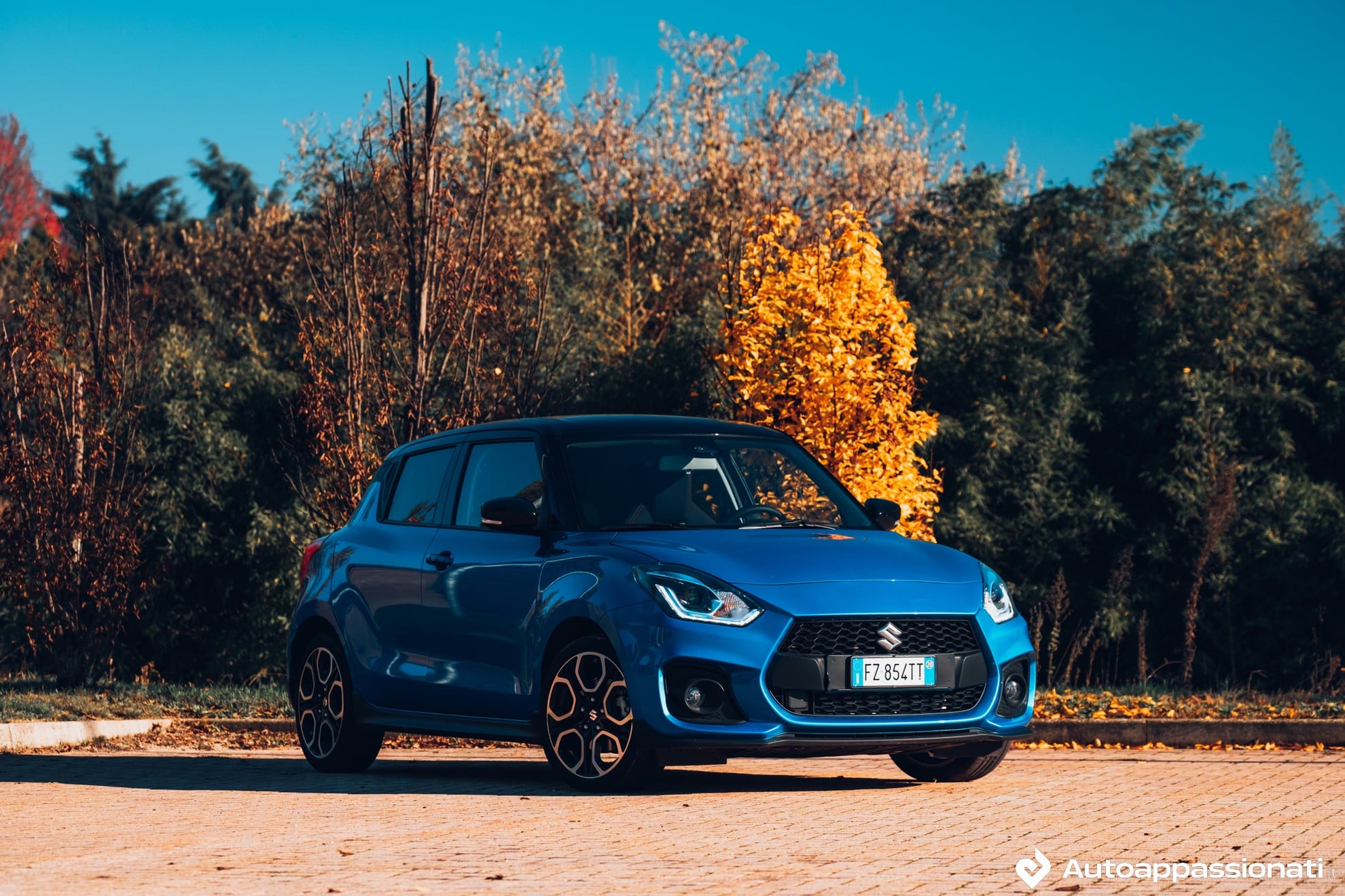 Suzuki Swift Sport Hybrid: Prova su strada, interni, motore e prezzo