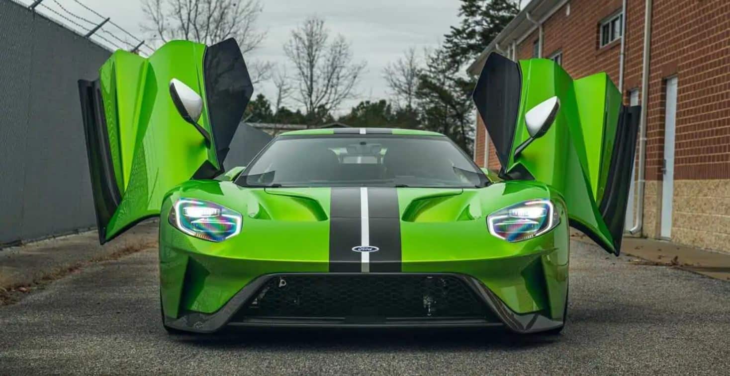 ford gt snake green