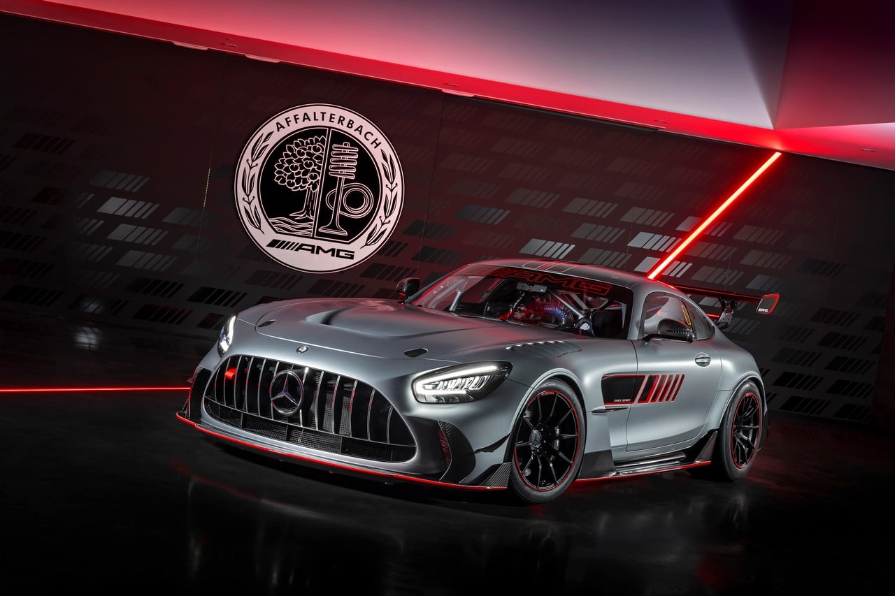 Mercedes-AMG GT Track Series: più corsaiola di così non si può avere