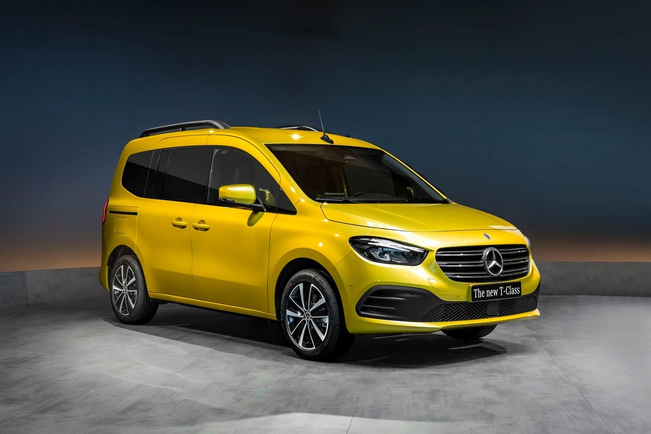 Mercedes Classe T: dimensioni, interni, motori e prezzi del nuovo multispazio premium