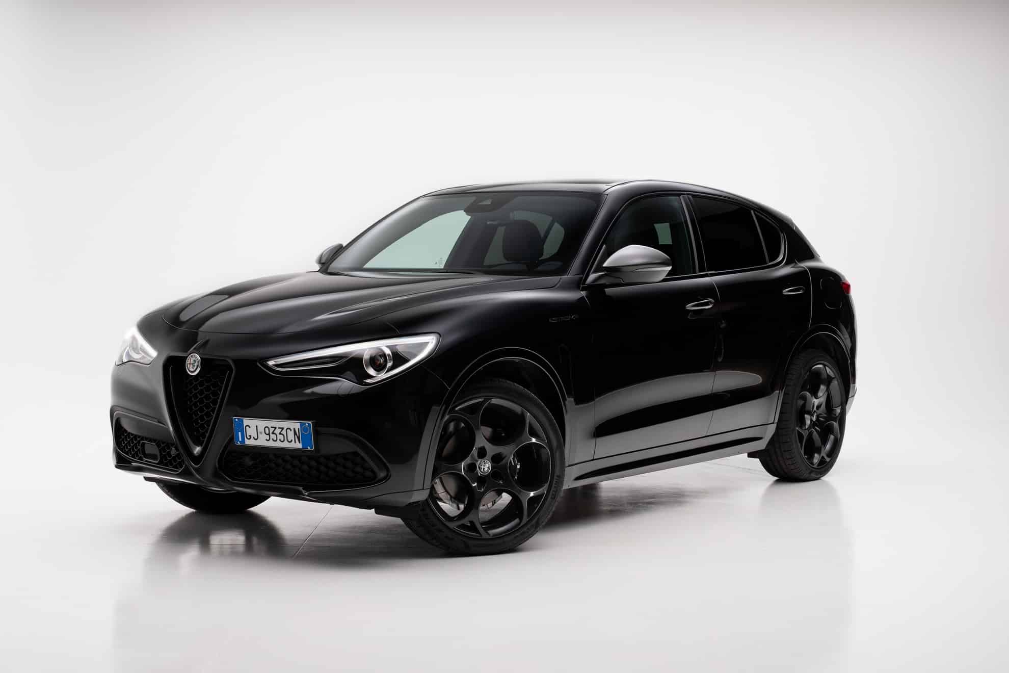 Alfa Romeo Stelvio Estrema: prova su strada, interni, motore e prezzo