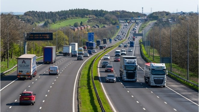 Cantieri, traffico e buche: il report di Altroconsumo sulle strade italiane