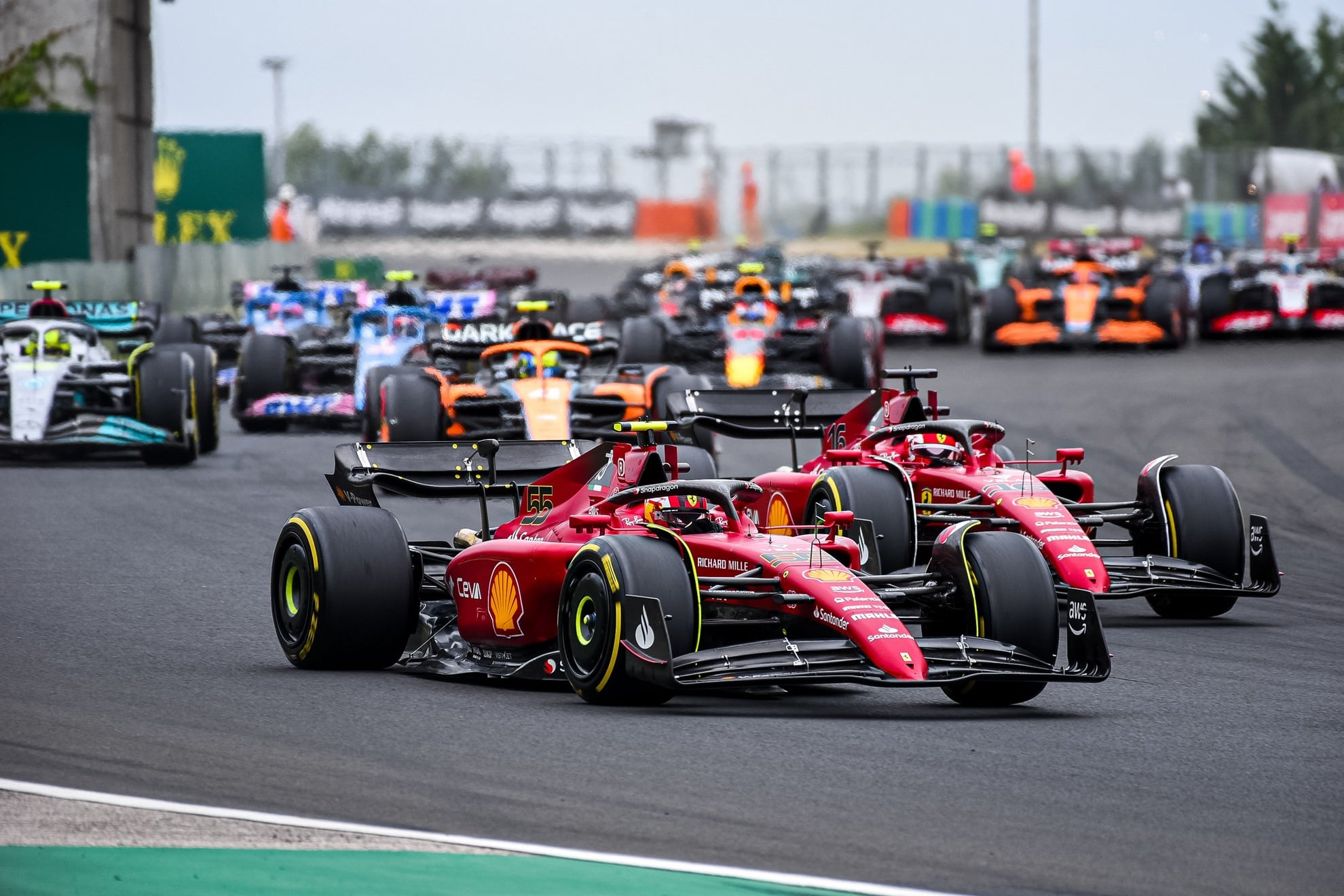 F1, pagelle GP Ungheria 2022: patatrac Ferrari ai pit, Verstappen lanciatissimo