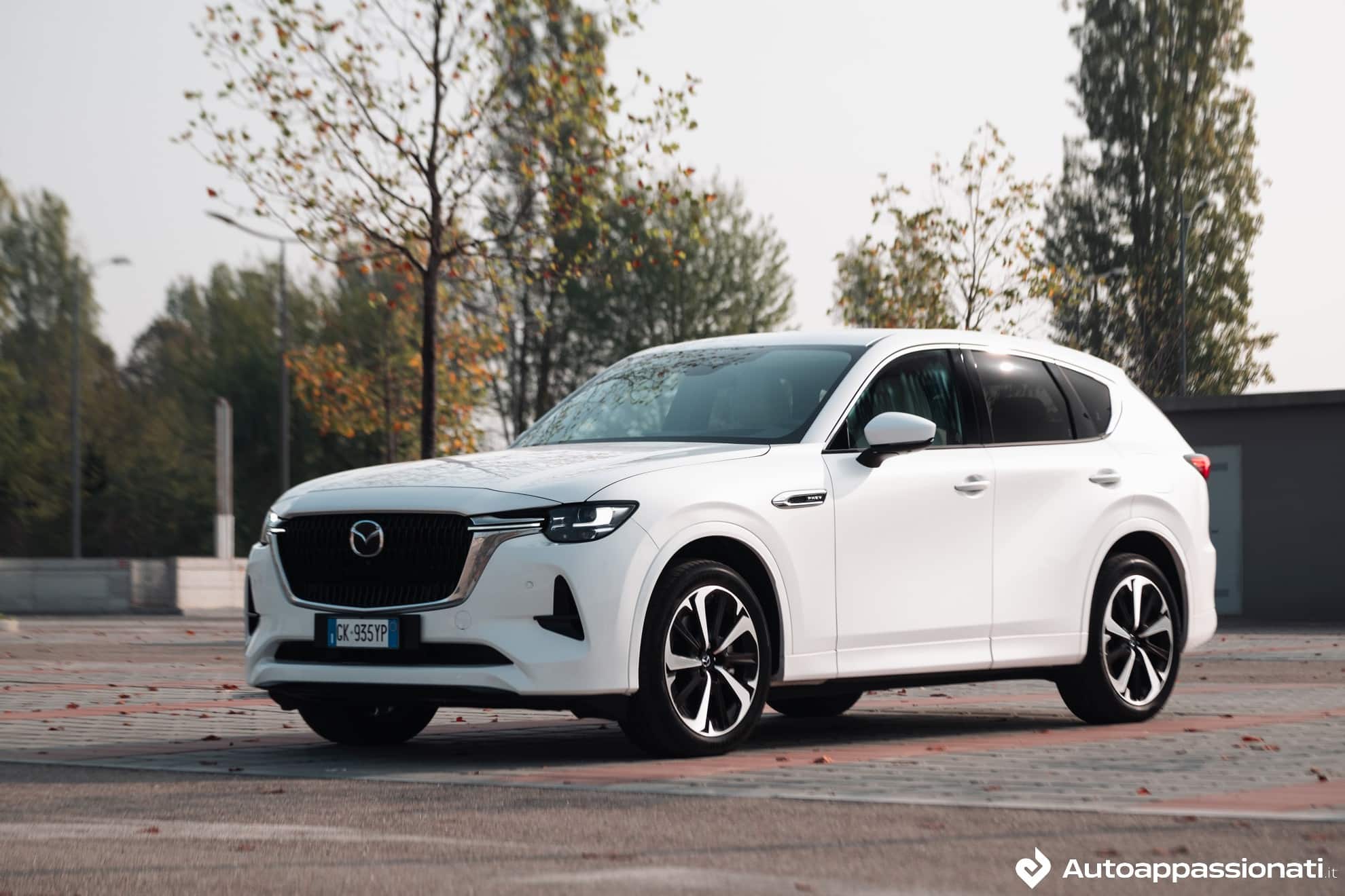 Mazda CX-60: prezzo, interni, consumi, prova su strada