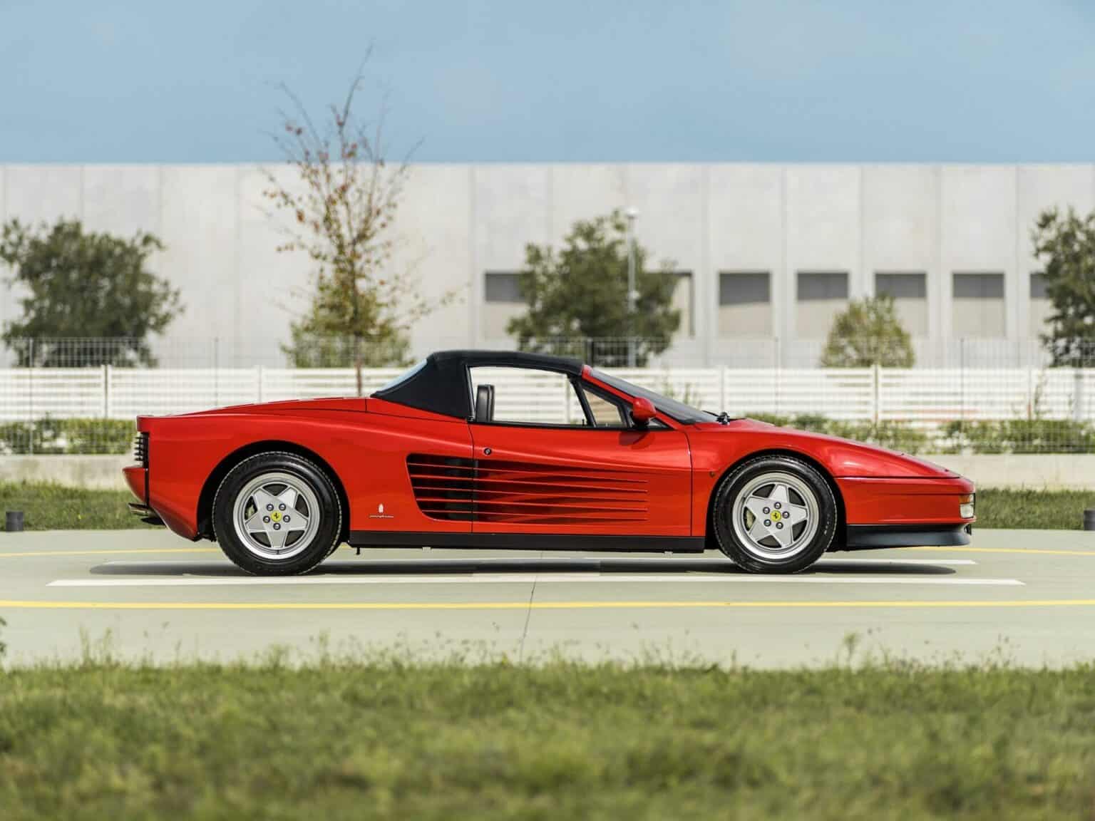 TEstarossa chiuda capote