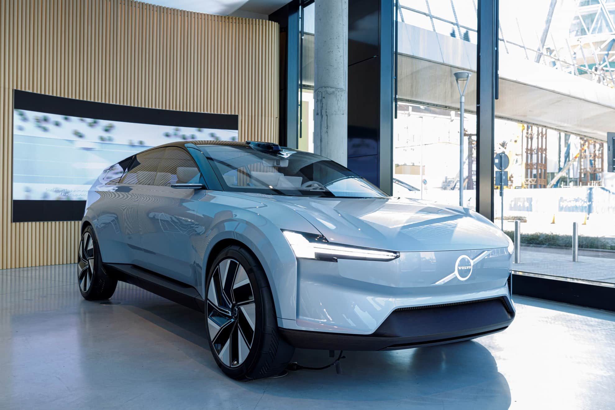 Volvo Concept Recharge